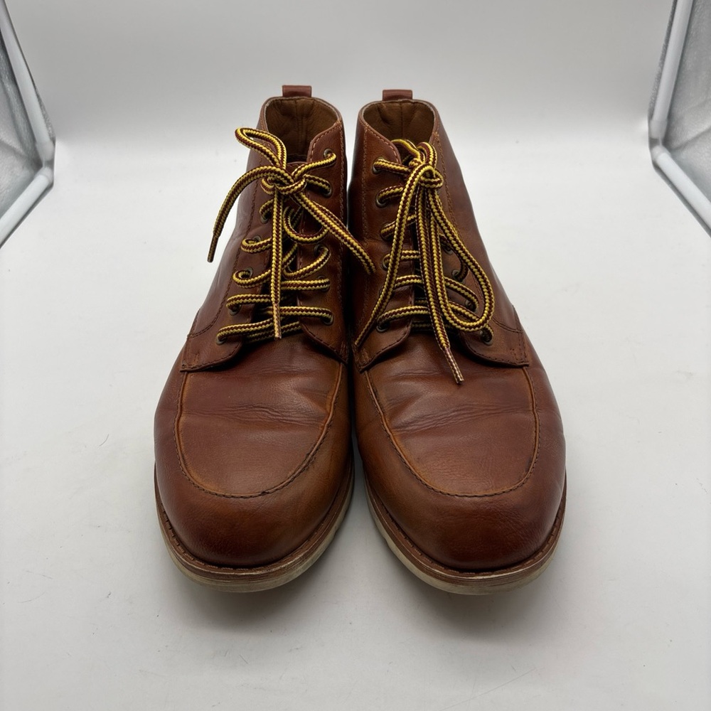 FRYE AND CO. Tan Titus  Chukka Boots